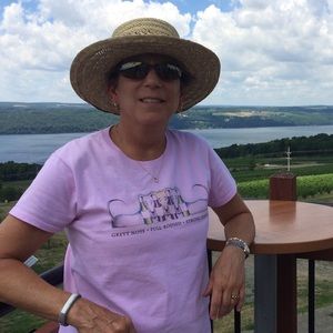 Meet your Posher, Paula